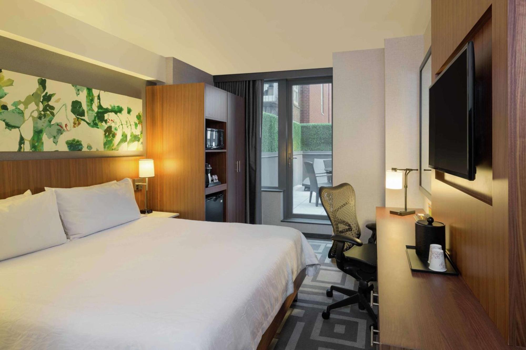 Hilton Garden Inn Central Park South New York Exterior foto