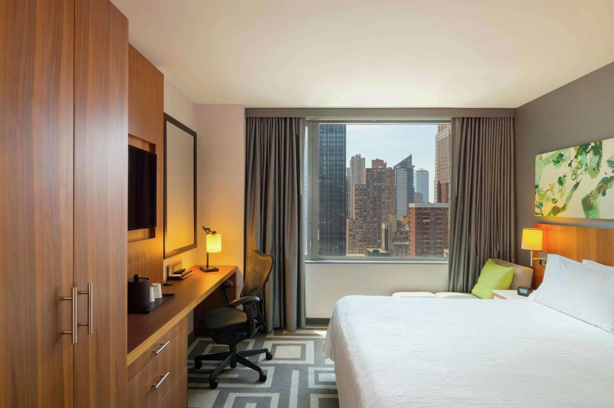Hilton Garden Inn Central Park South New York Exterior foto